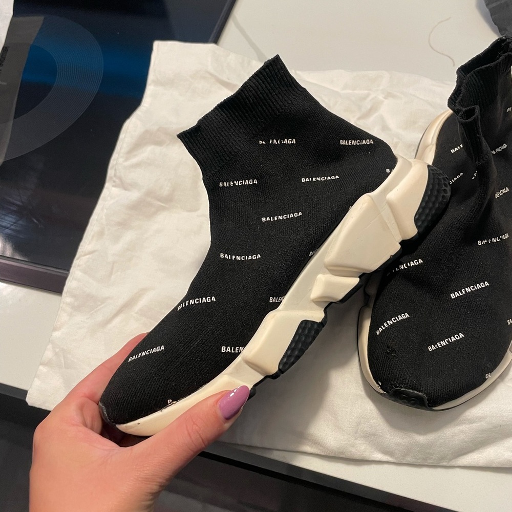 Authentic balenciaga sneakers - Picture 2 of 4